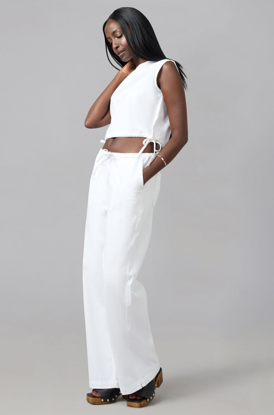 Pantalon pour femme par Lola Denim | REMY LOLA Blanc | Boutique Vvög, vêtements mode pour homme et femme