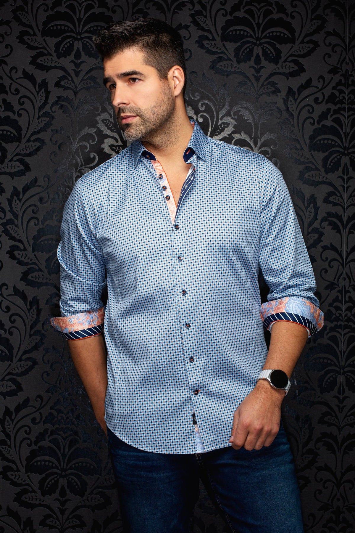 Chemise manches longues en coton extensible pour homme par Au Noir | SABAH Cobalt | Boutique Vvög, inventaire complet de la marque Au Noir
