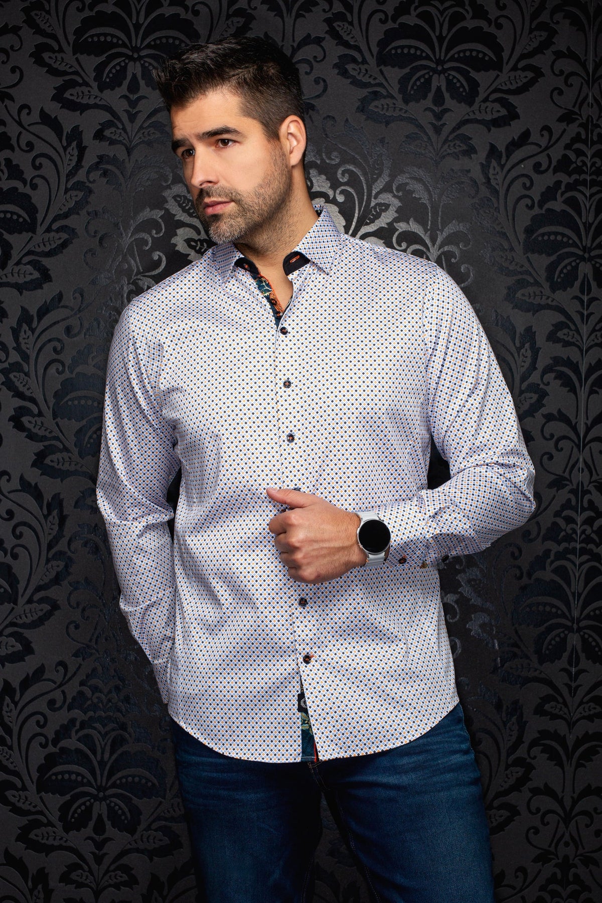 Chemise manches longues en coton extensible pour homme par Au Noir | SABAH Blanc Orange | Boutique Vvög, inventaire complet de la marque Au Noir
