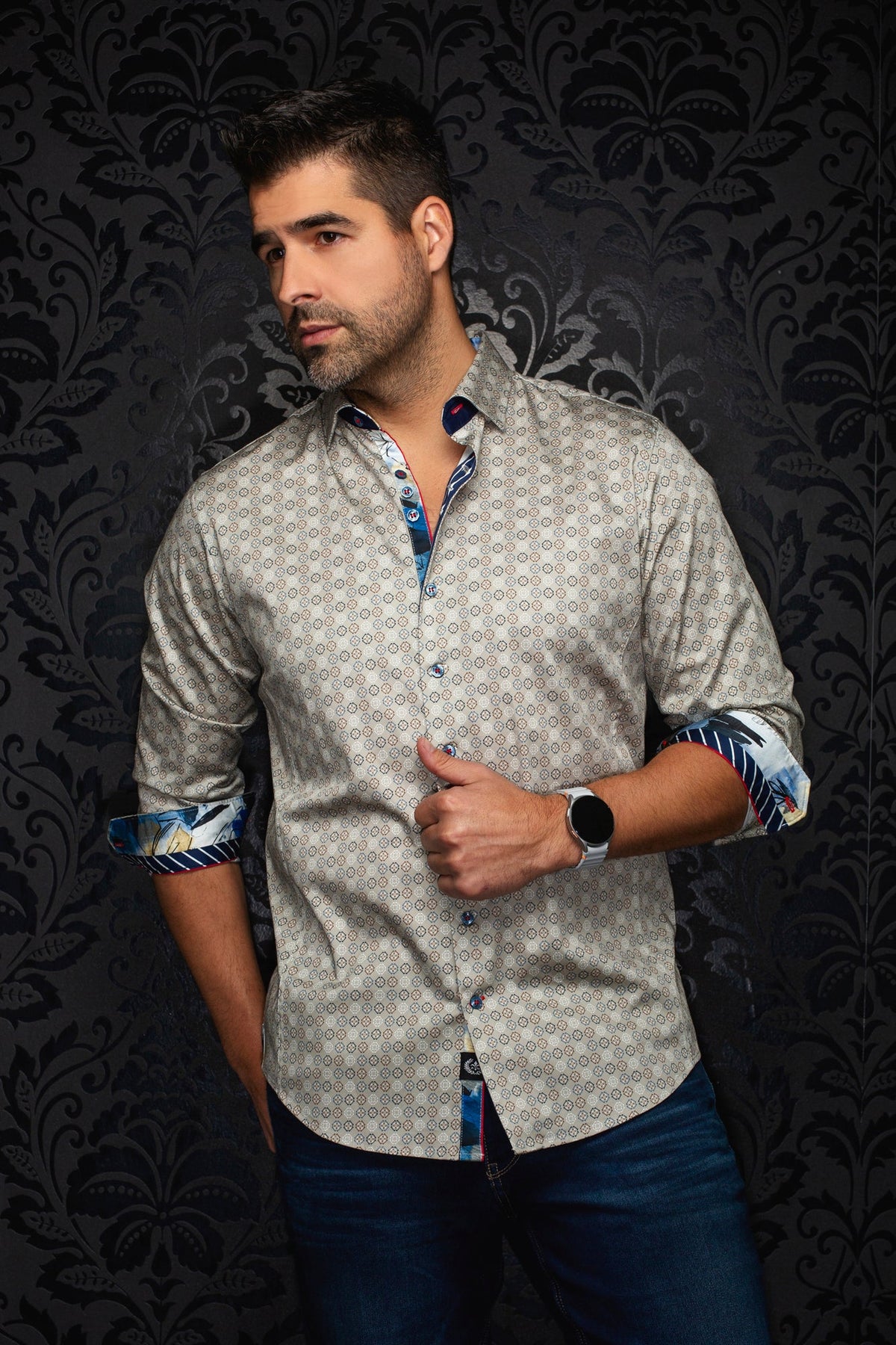 Chemise manches longues en coton extensible pour homme par Au Noir | SKYDALE Pierre | Boutique Vvög, inventaire complet de la marque Au Noir