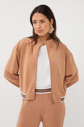 Veste pour femme par Esqualo | SP2605002 Cappuccino | Boutique Vvög, vêtements mode pour homme et femme