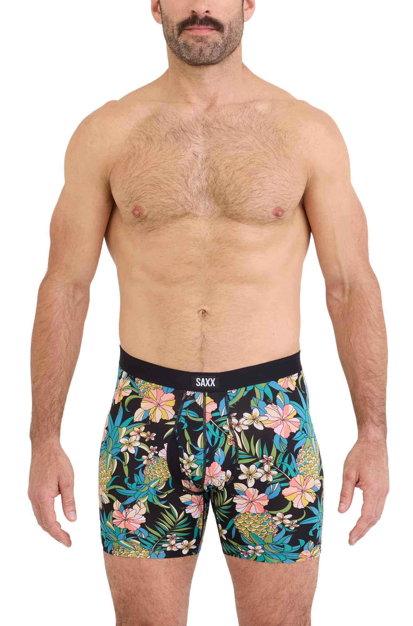 Vue avant sur mannequin du sous-vêtement à imprimé tropical avec poche avant et ceinture logo pour homme par Saxx