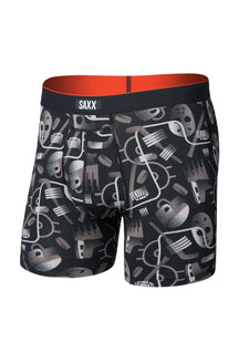 Sous-vêtement noir imprimé avec taille SAXX et intérieur rouge orangé pour homme, vue avant isolée