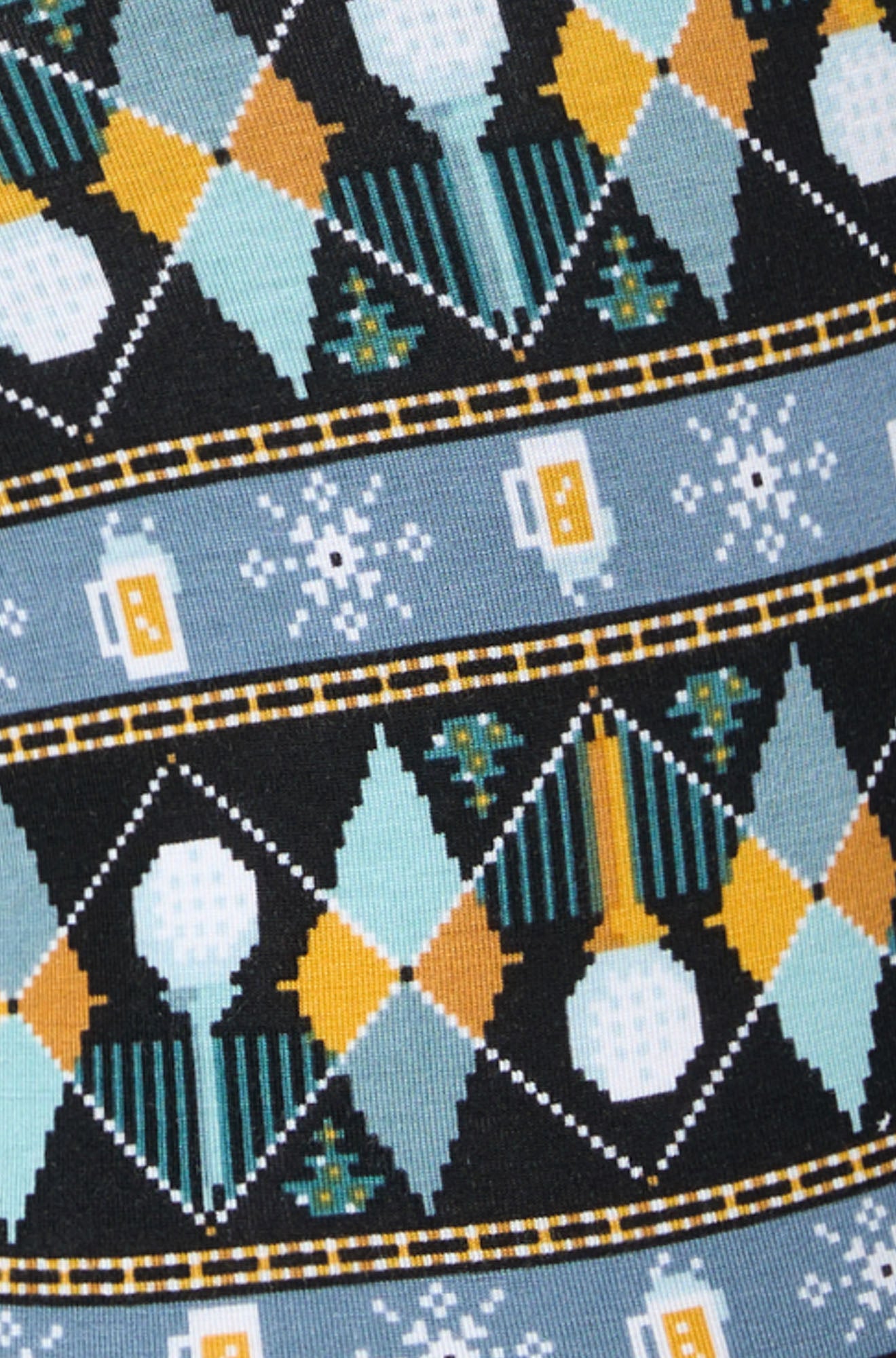 Tissu noir du sous-vêtement d'hiver à motif d’hiver géométrique bleu, moutarde et blanc pour homme par Saxx, en gros plan