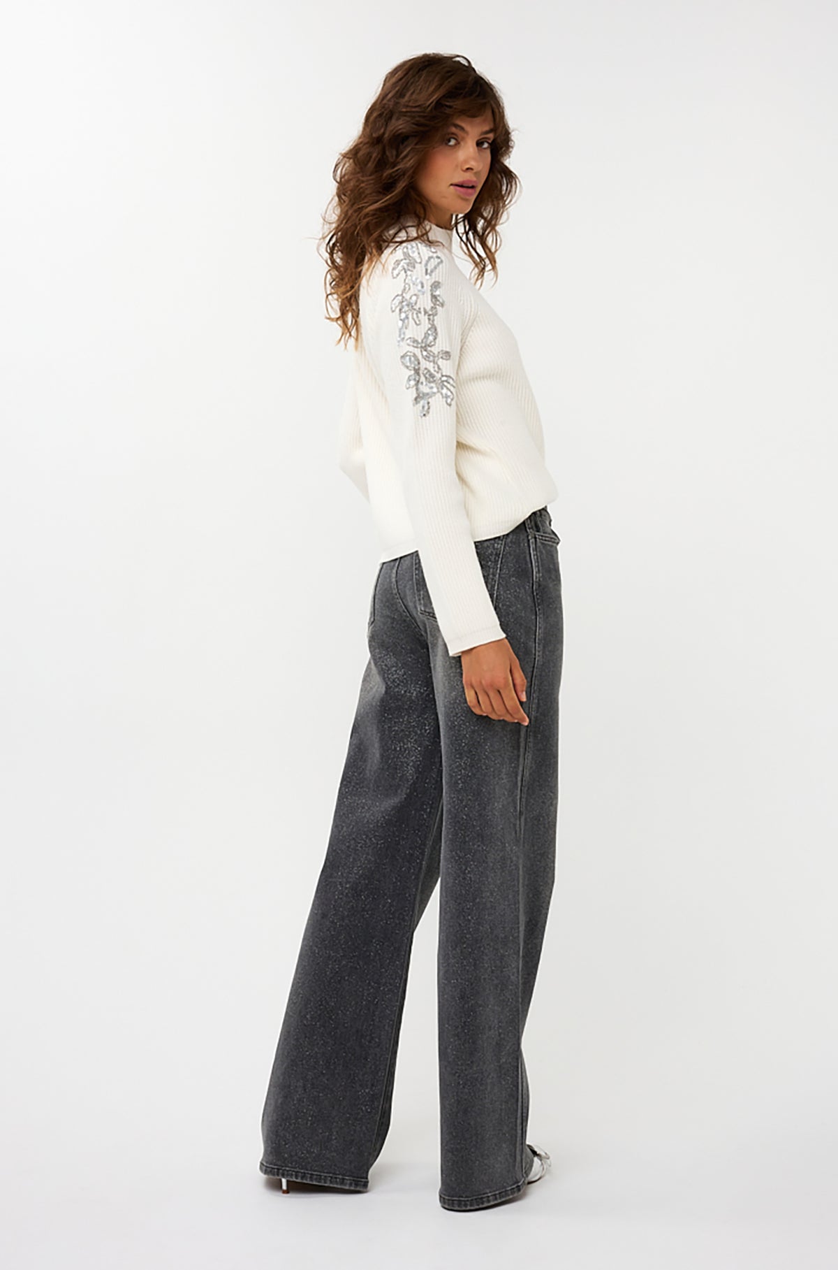 Chandail manches longues pour femme par Esqualo | W2527712 Blanc Cassé | Boutique Vvög, vêtements mode pour homme et femme