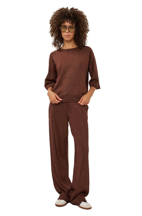 Vue avant pleine longueur du T-Shirt manches courtes brun en tricot métallisé avec pantalon assorti pour femme par Esqualo