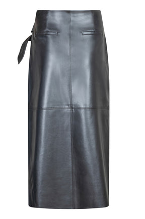 Jupe midi noire effet cuir, vue arrière avec poches passepoilées et couture centrale pour femme par Esqualo