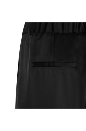 Esqualo women's black wide-leg pants with elasticated back waistband and single welt back pocket, close-up