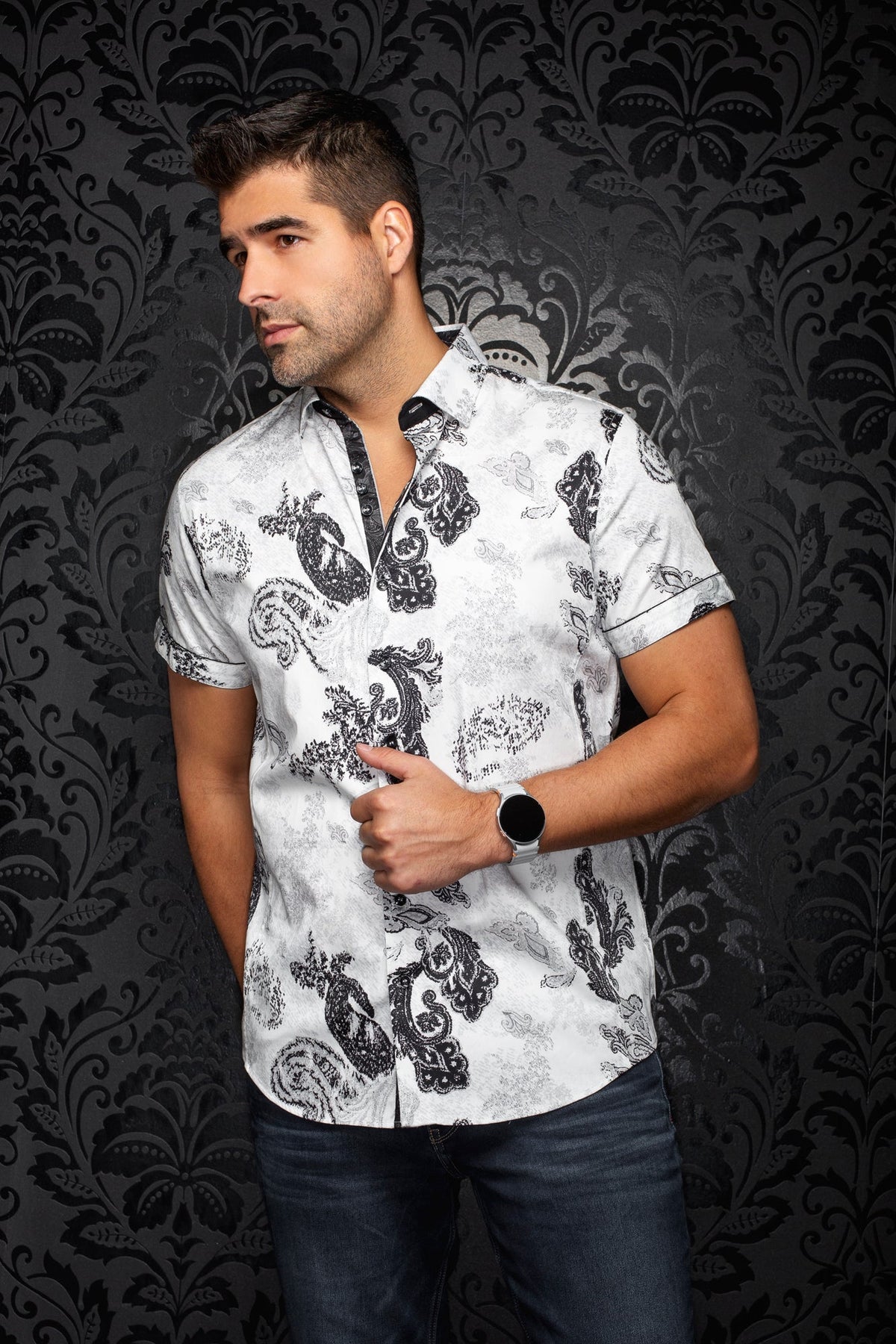 Chemise manches courtes en coton extensible pour homme par Au Noir | WATERFORD (SS) Blanc Noir | Boutique Vvög, inventaire complet de la marque Au Noir