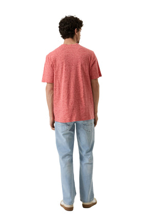 T-Shirt corail à manches courtes, motif floral ton sur ton et ourlet droit pour homme par Garcia, vue de dos