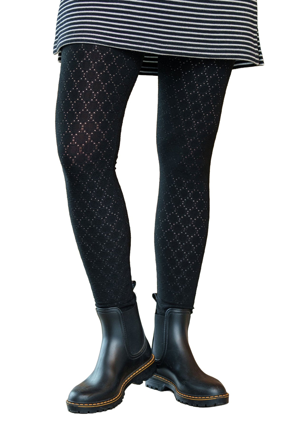 Legging pour femme par Rien ne se perd, tout se crée | Tsuga Noir | Boutique Vvög, vêtements mode pour homme et femme