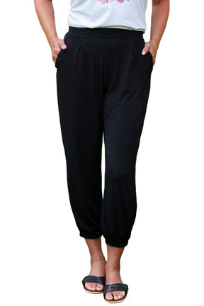 Pantalon 7/8 pour femme par Rien ne se perd, tout se crée | Piña Noir | Boutique Vvög, vêtements mode pour homme et femme