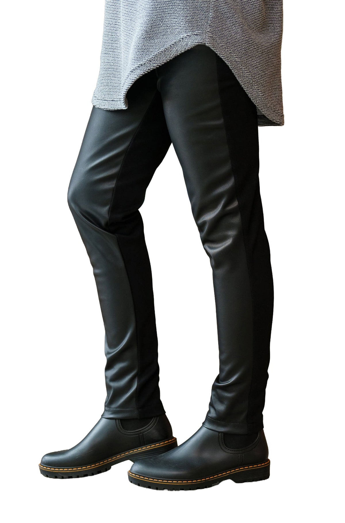 Pantalon pour femme par Rien ne se perd, tout se crée | Res Noir | Boutique Vvög, vêtements mode pour homme et femme