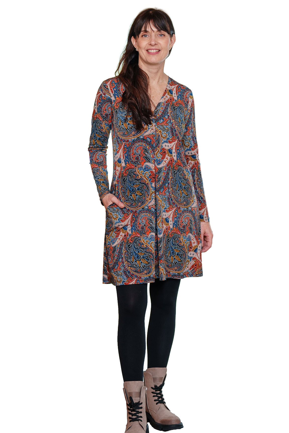 Robe pour femme par Rien ne se perd, tout se crée | Amel Paisley | Boutique Vvög, vêtements mode pour homme et femme