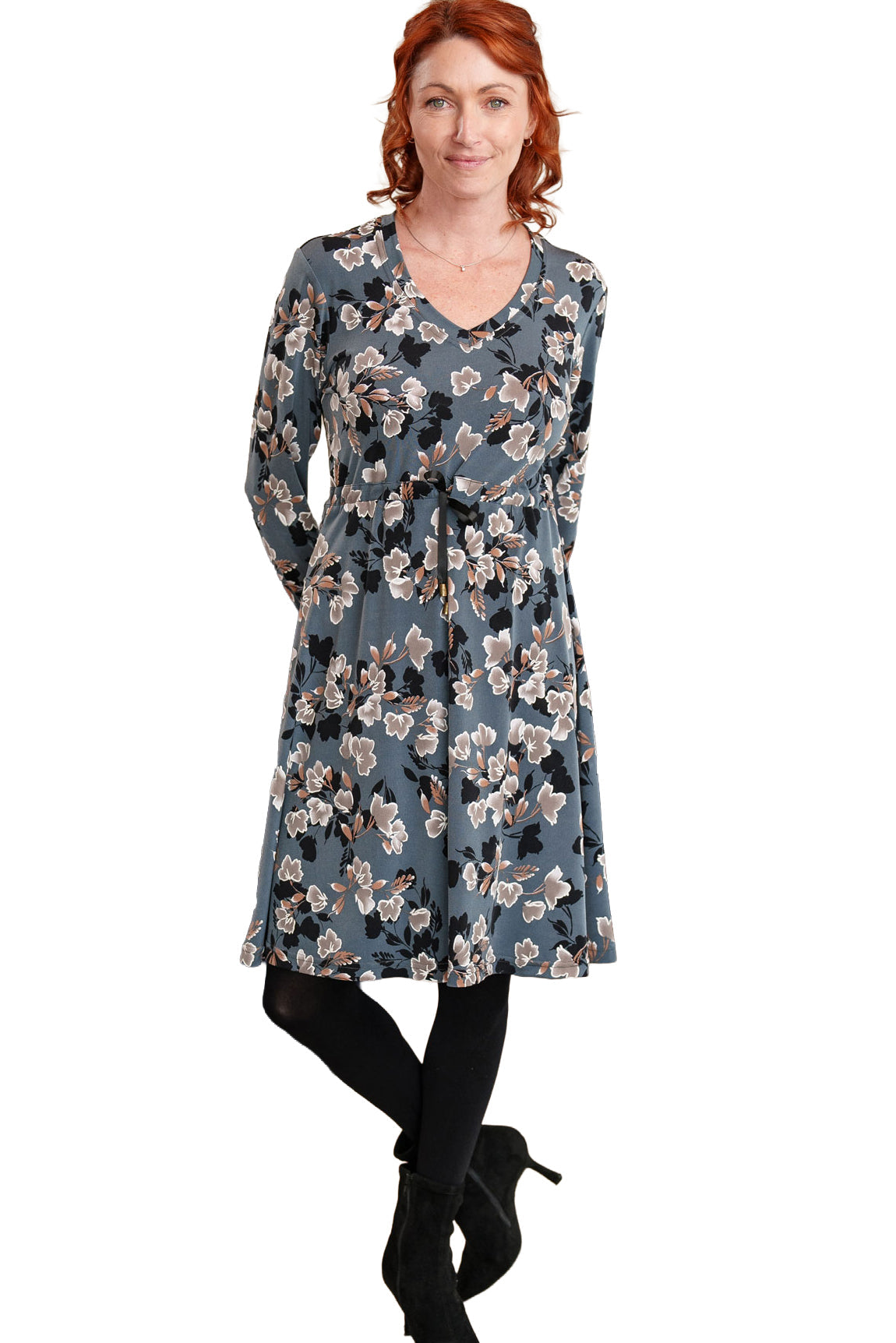 Robe pour femme par Rien ne se perd, tout se crée | Mariana Floral | Boutique Vvög, vêtements mode pour homme et femme