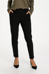 Pantalon pour femme par Kaffe | 10502469 50600-BLACK DEEP | Boutique Vvög, vêtements mode pour homme et femme