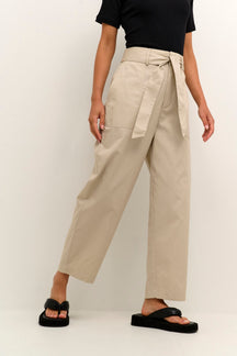 Pantalon pour femme par Kaffe | 10507490/Alfy 151305-GREY | Boutique Vvög, vêtements mode pour homme et femme