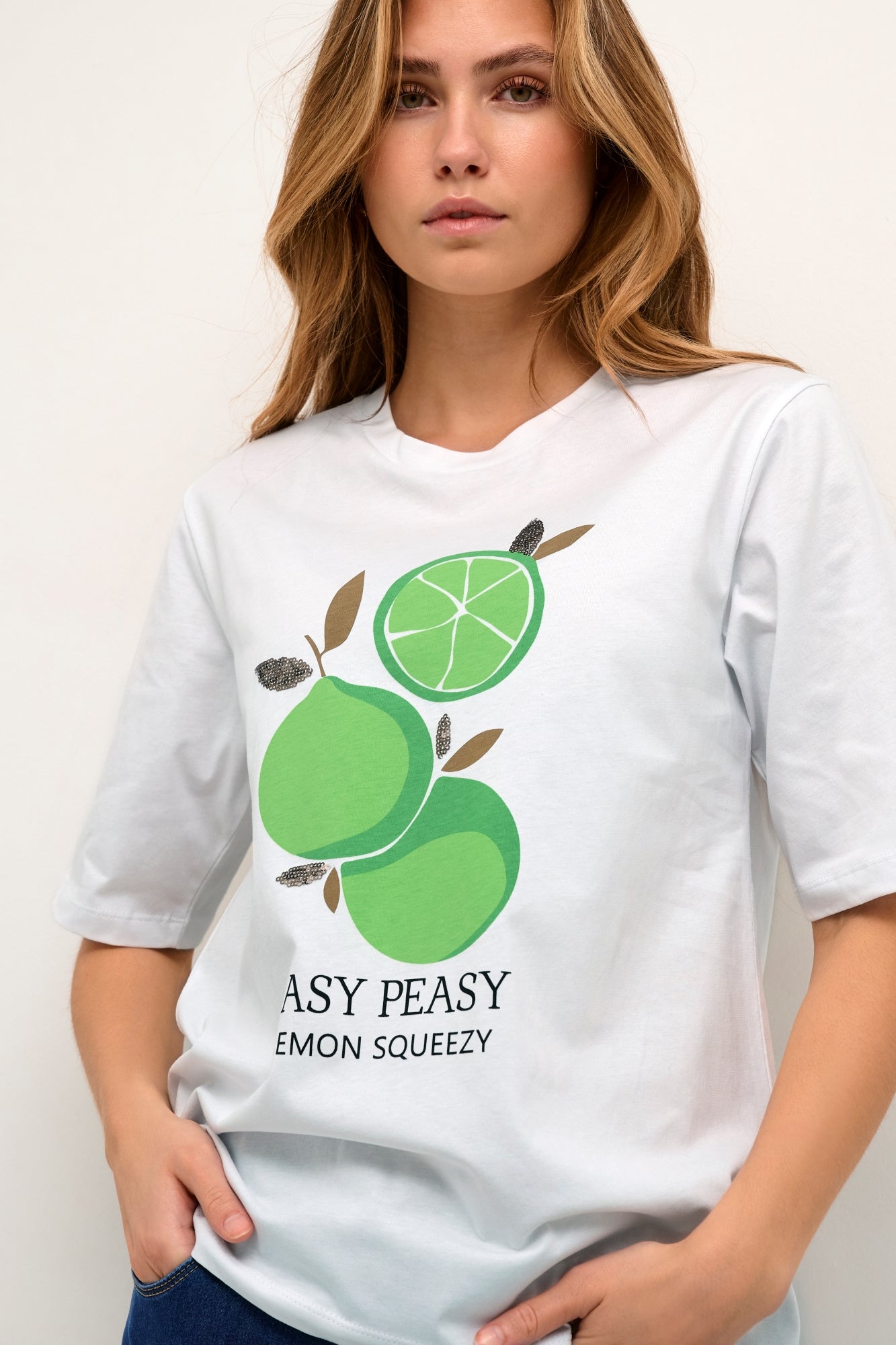 T-Shirt pour femme par Kaffe | 10507506/Soffi 110601-WHITE | Boutique Vvög, vêtements mode pour homme et femme