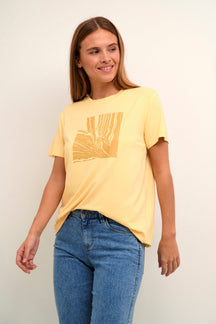 T-Shirt pour femme par Kaffe | 10507525/Minna 120824-PALE BANANA | Boutique Vvög, vêtements mode pour homme et femme