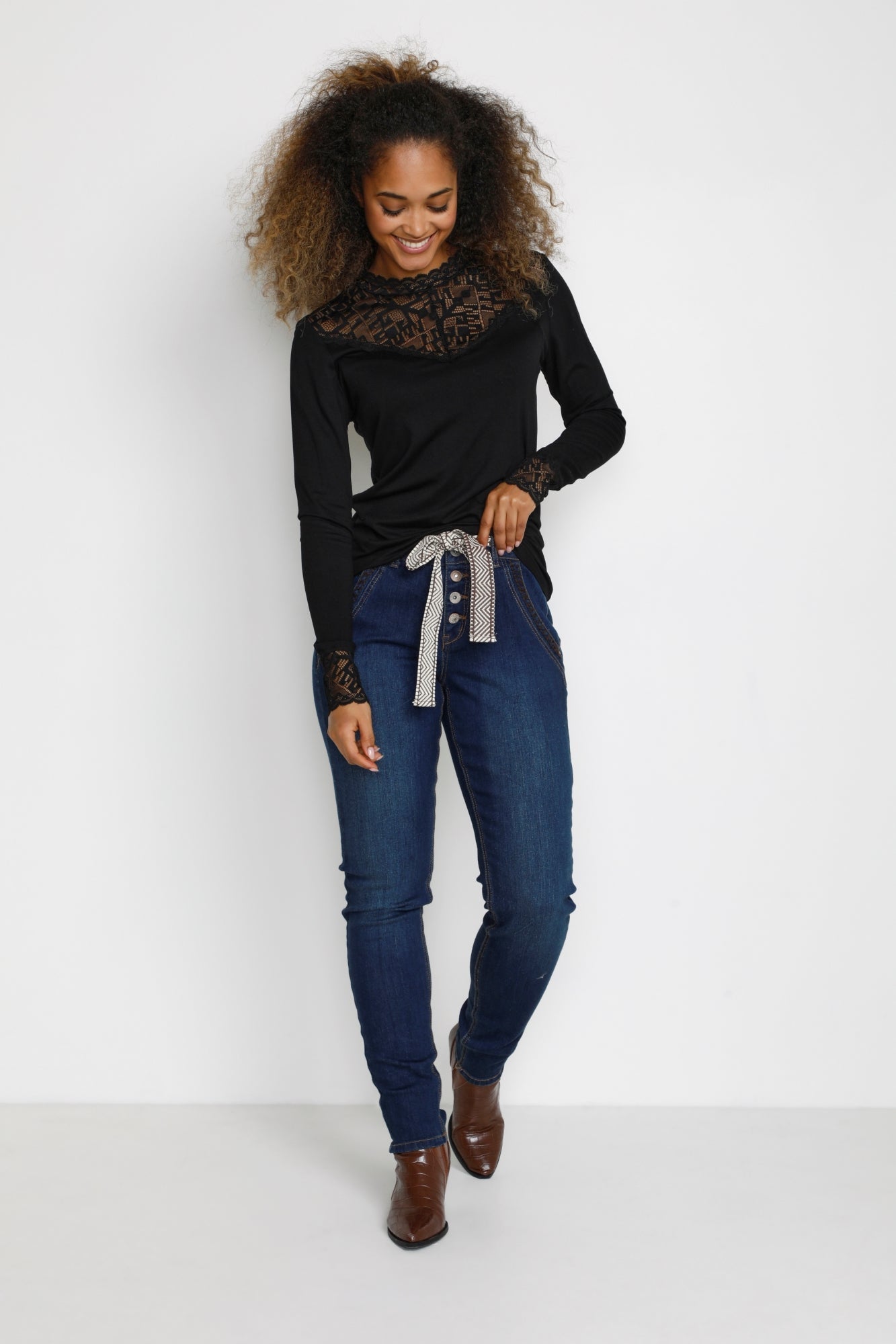 Chandail manches longues pour femme par Cream | 10610672/Trulla 100120-PITCH BLACK | Boutique Vvög, vêtements mode pour homme et femme