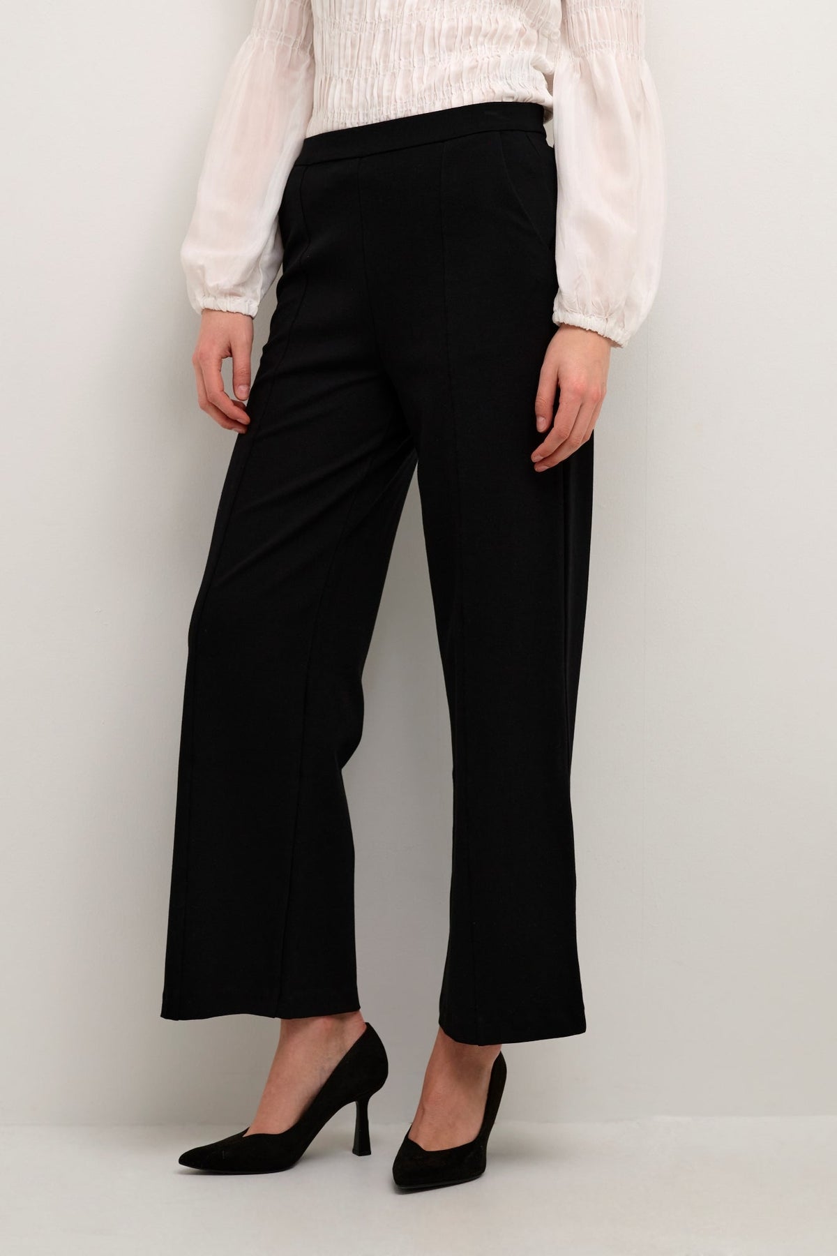 Pantalon pour femme par Cream | 10611841/Saila 100120-PITCH BLACK | Boutique Vvög, vêtements mode pour homme et femme