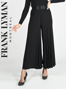 Pantalon pour femme par Frank Lyman | 224009 BLACK | Boutique Vvög, vêtements mode pour homme et femme