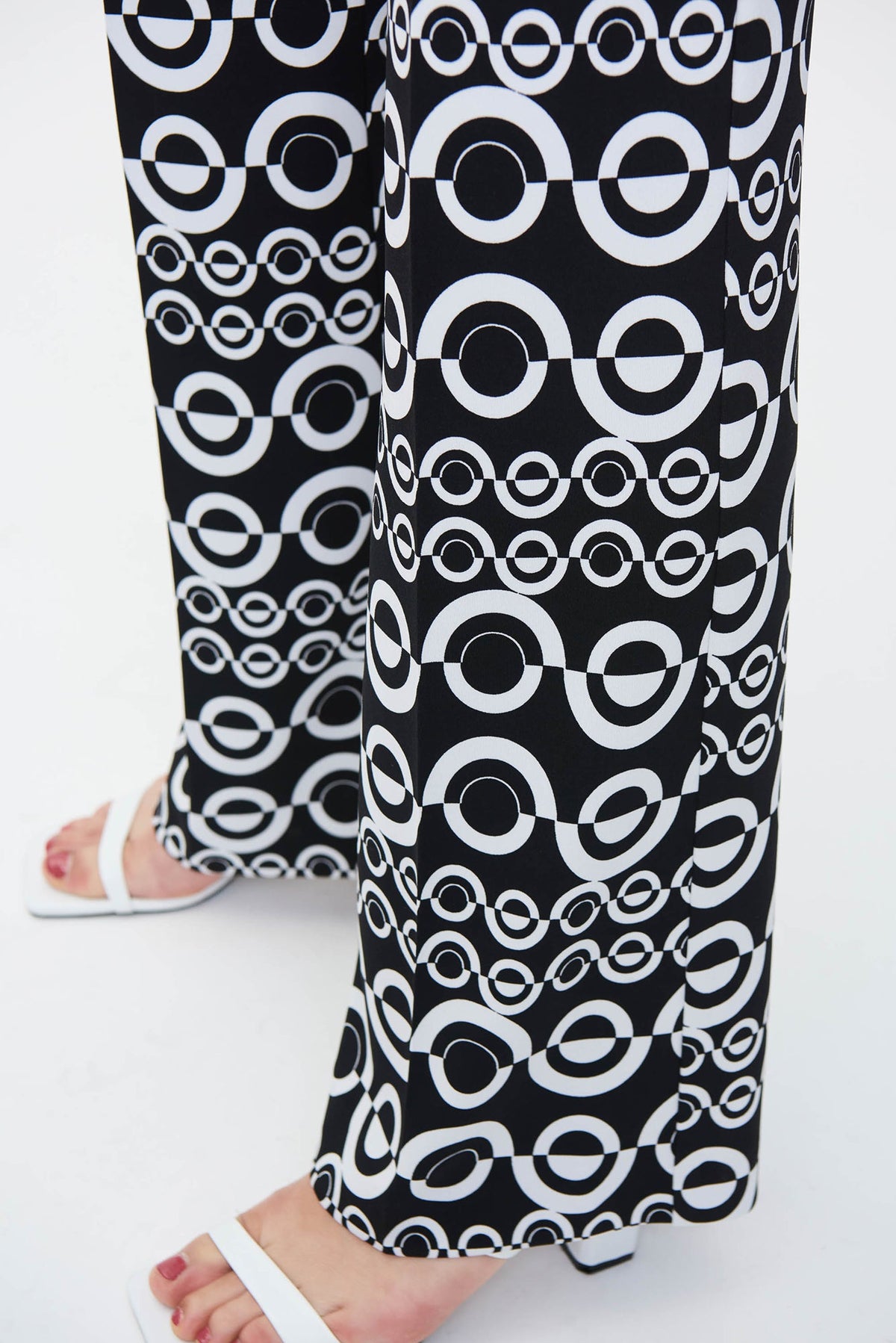 Pantalon pour femme par Joseph Ribkoff | 231091 BLACK/VANILLA | Boutique Vvög, vêtements mode pour homme et femme