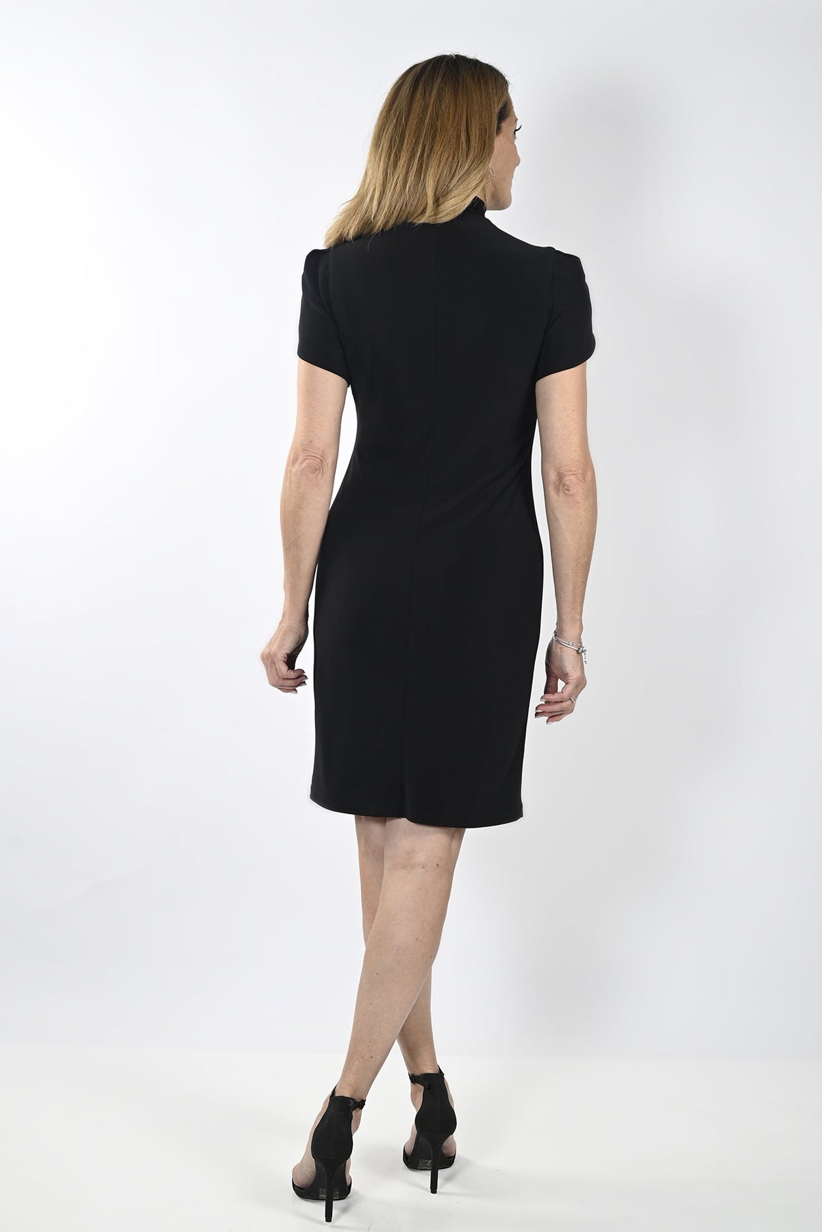 Robe pour femme par Frank Lyman | 233022 BLACK | Boutique Vvög, vêtements mode pour homme et femme