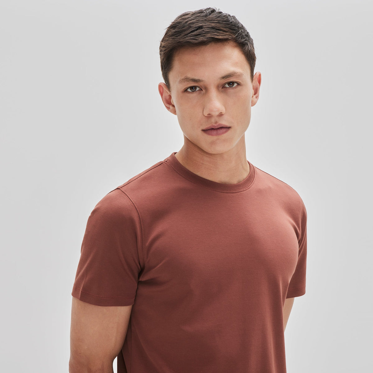 T-shirt col rond pour homme par Robert Barakett | Georgia 23336 CINMON | Boutique Vvög, vêtements mode pour homme et femme