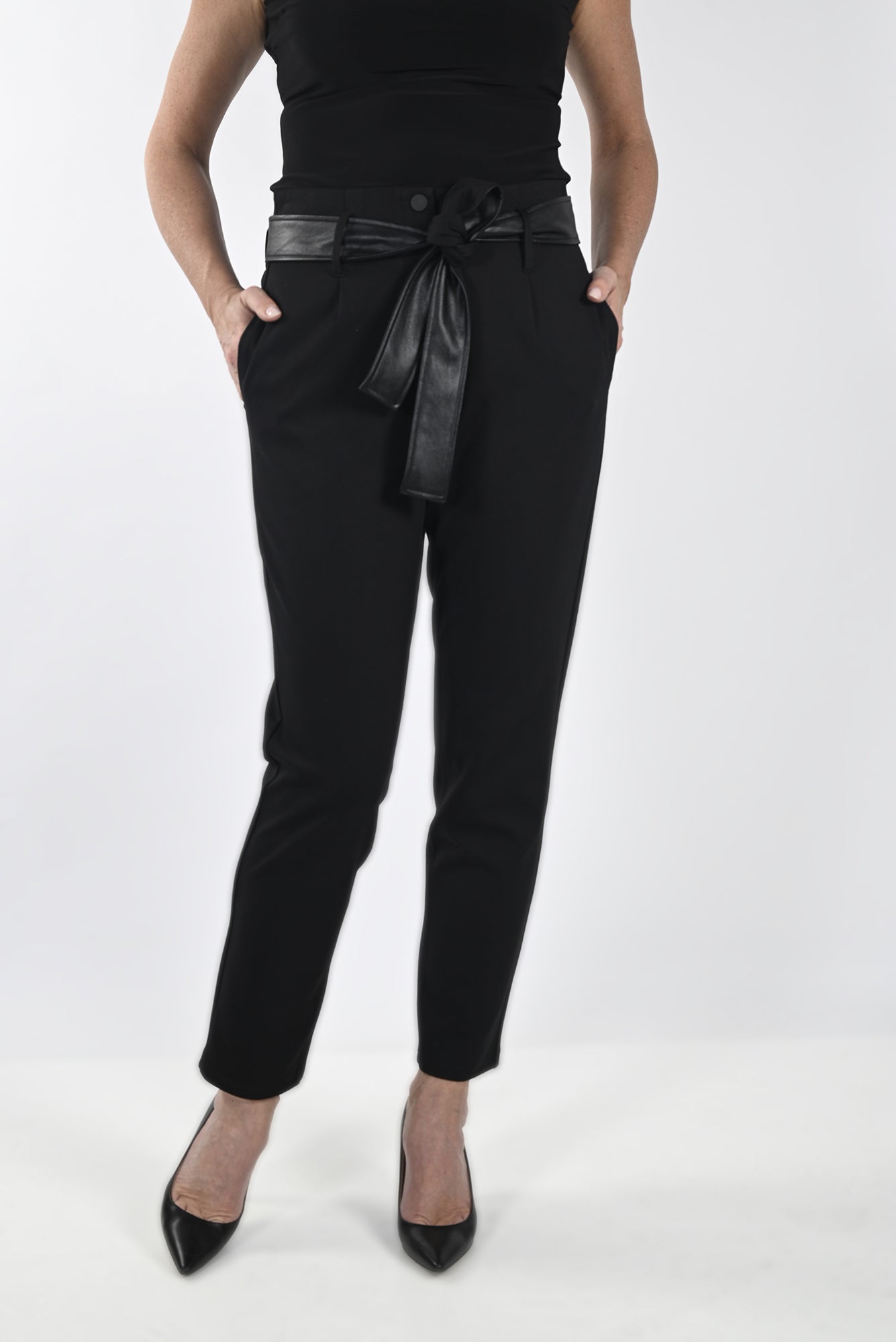 Pantalon pour femme par Frank Lyman | 233919U BLACK | Boutique Vvög, vêtements mode pour homme et femme