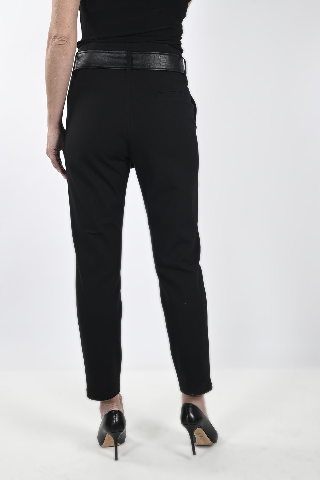 Pantalon pour femme par Frank Lyman | 233919U BLACK | Boutique Vvög, vêtements mode pour homme et femme