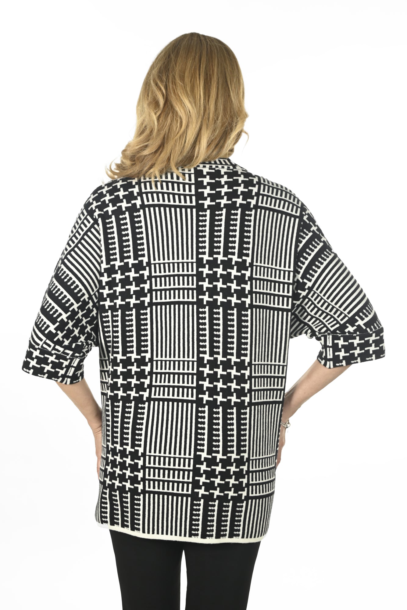 Veste en tricot pour femme par Frank Lyman | 234107U BLK/WHTE | Boutique Vvög, vêtements mode pour homme et femme
