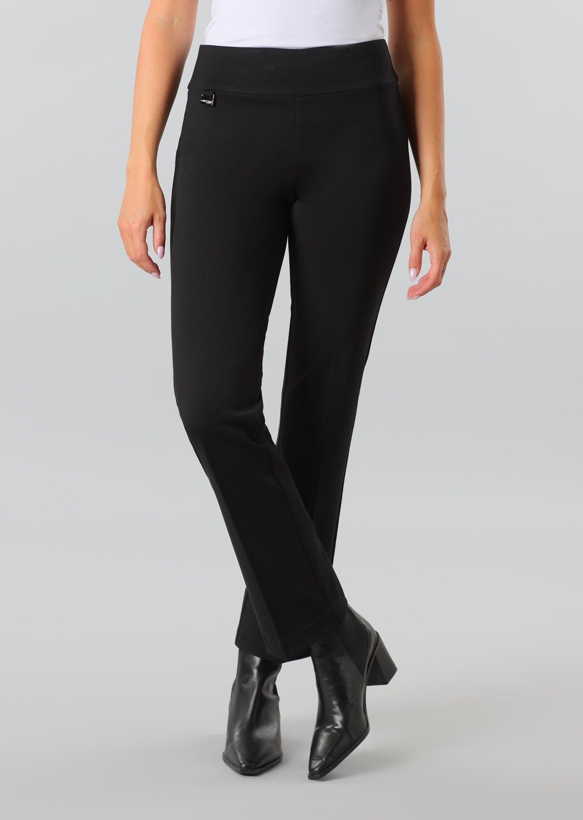 Pantalon pour femme par Lisette L | 25856 Black/Noir | Boutique Vvög, vêtements mode pour homme et femme