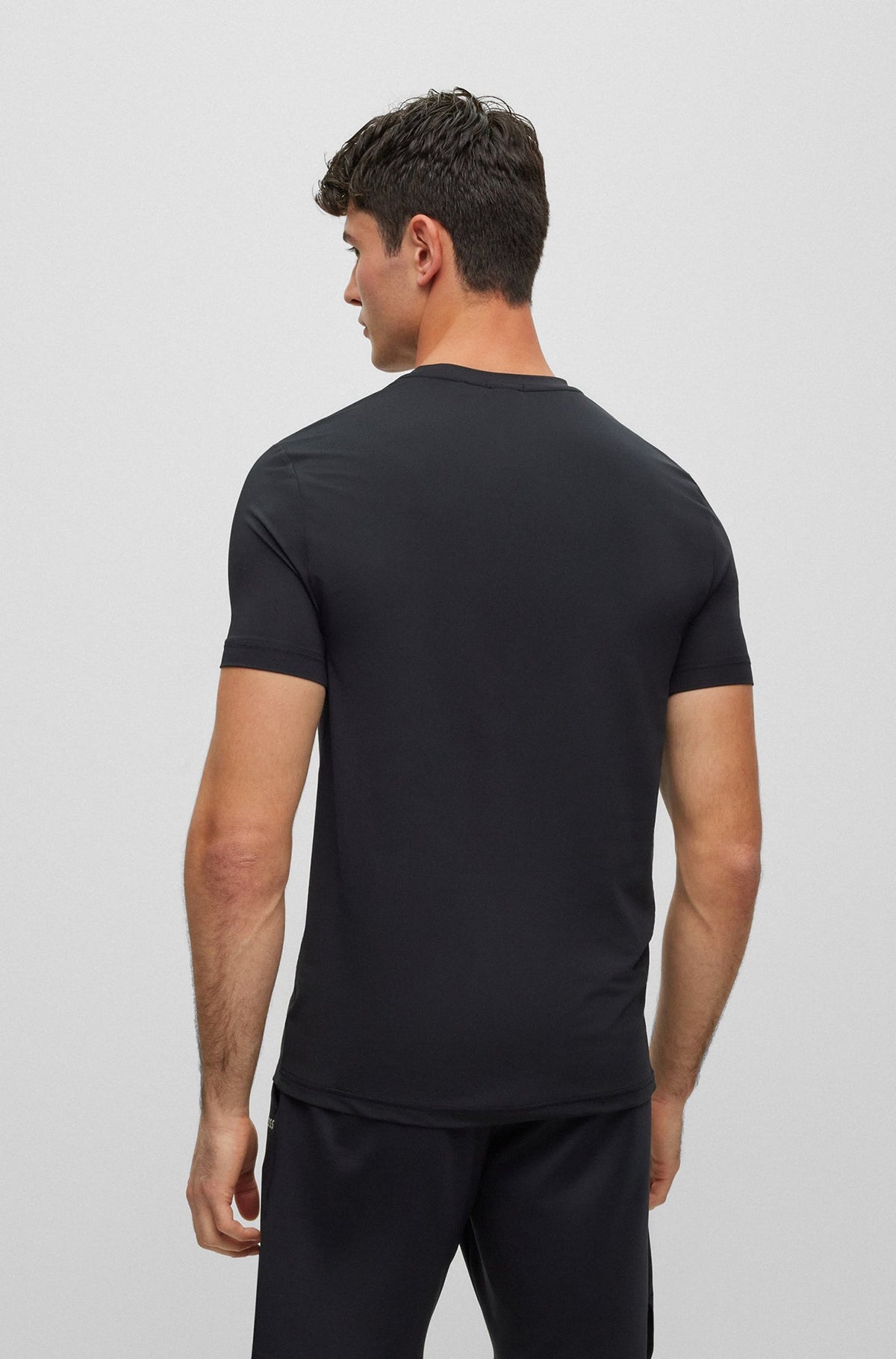 T-Shirt pour homme par HUGO BOSS | 50494339 001-BLACK | Boutique Vvög, vêtements mode pour homme et femme