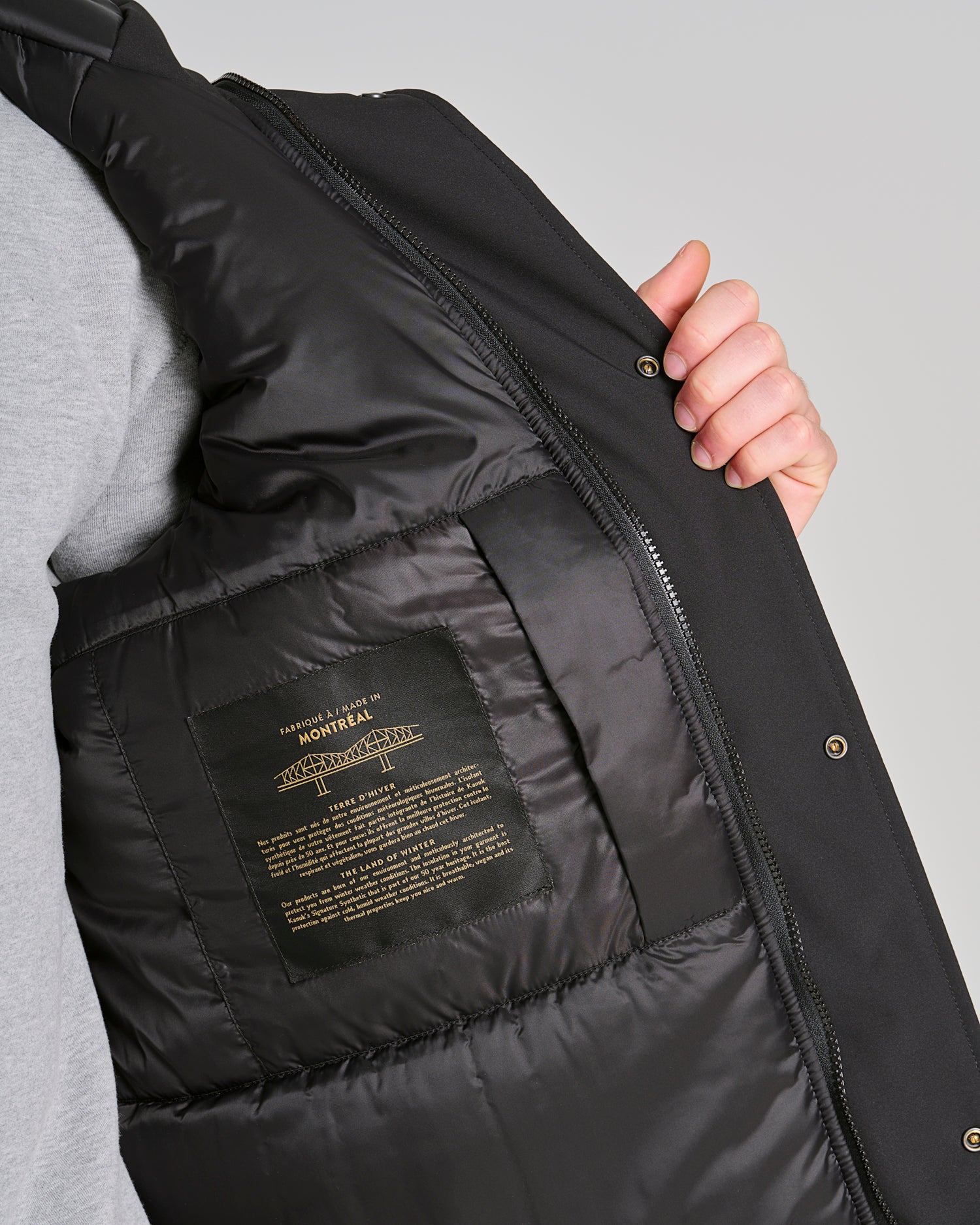Manteau d'hiver pour homme par Kanuk | MONT-ROYAL H noir jais | Boutique Vvög, vêtements mode pour homme & femmes