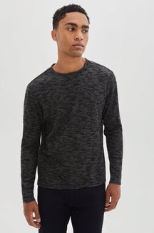 Chandail manches longues pour homme par Robert Barakett | Wharf RB22043 BLACK | Boutique Vvög, vêtements mode pour homme et femme //\\ Men's Long Sleeve T-Shirt by Robert Barakett | Wharf RB22043 BLACK | Vvög shop, fashion clothing for men and women