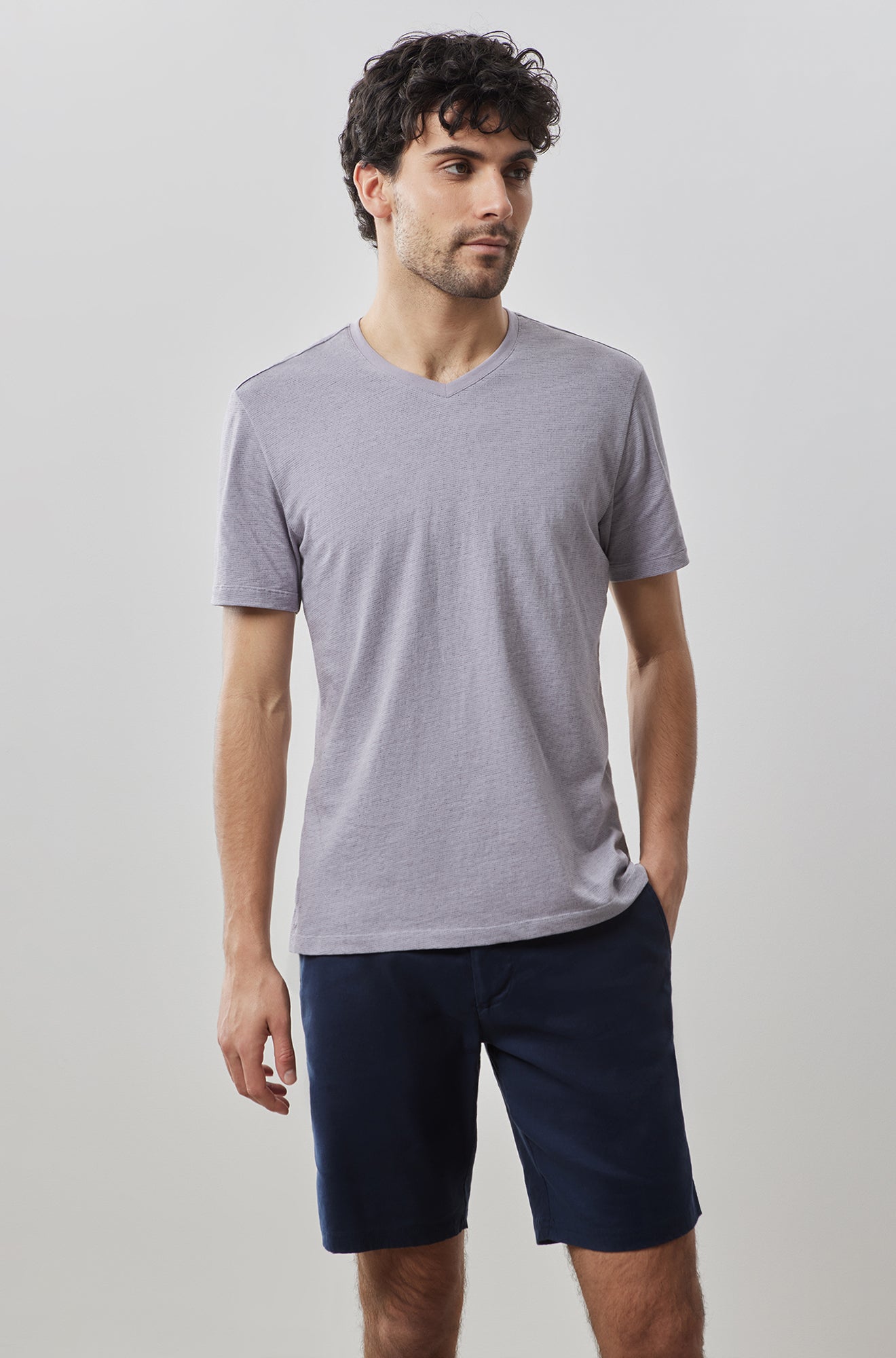 T-Shirt V-neck pour homme par Robert Barakett | Thoreau RB41135 PURPLE | Boutique Vvög, vêtements mode pour homme et femme