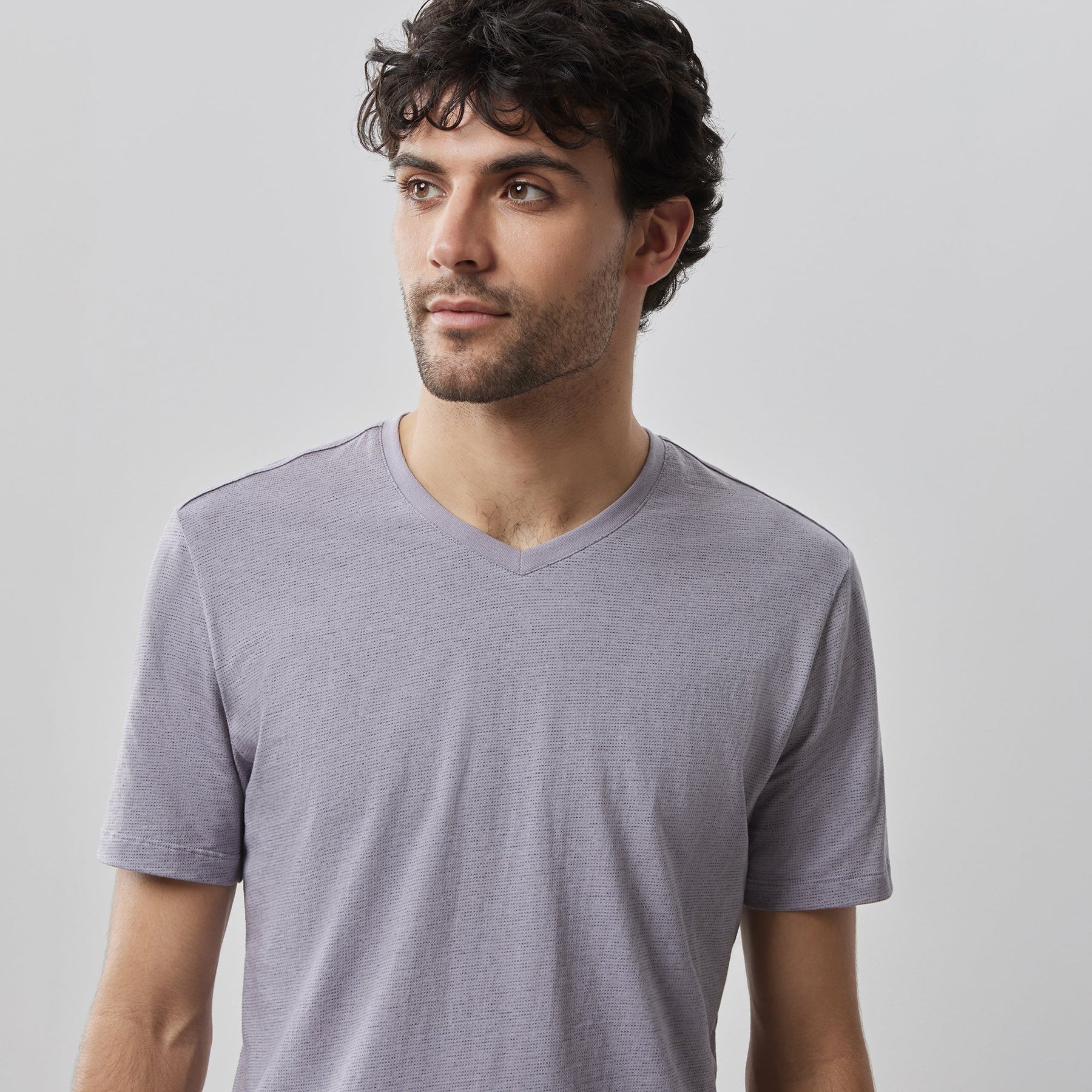 T-Shirt V-neck pour homme par Robert Barakett | Thoreau RB41135 PURPLE | Boutique Vvög, vêtements mode pour homme et femme