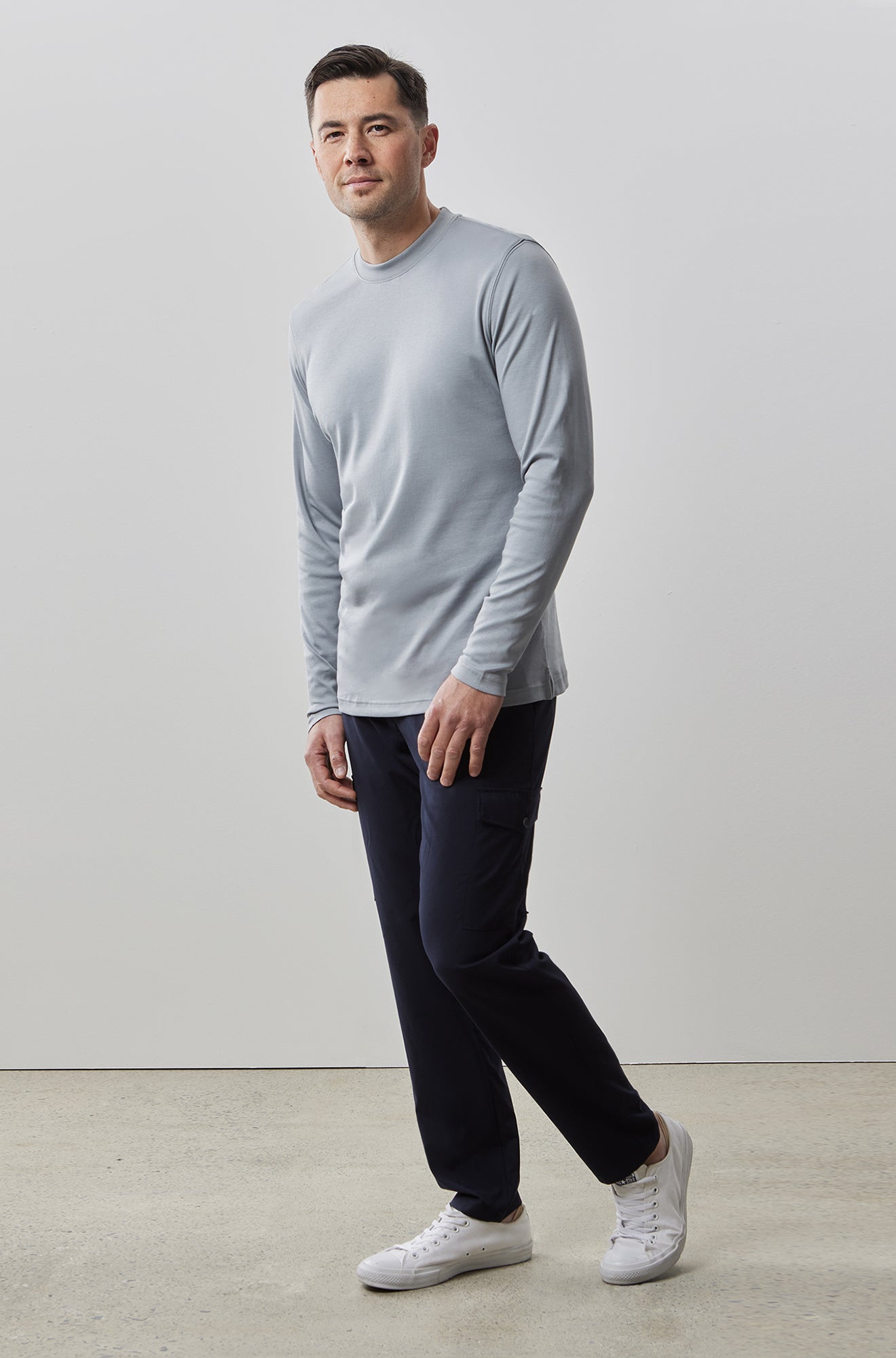 Chandail manches longues col rond pour homme par Robert Barakett | Georgia RB82247 Gris Monument | Boutique Vvög, inventaire complet de la marque Au Noir